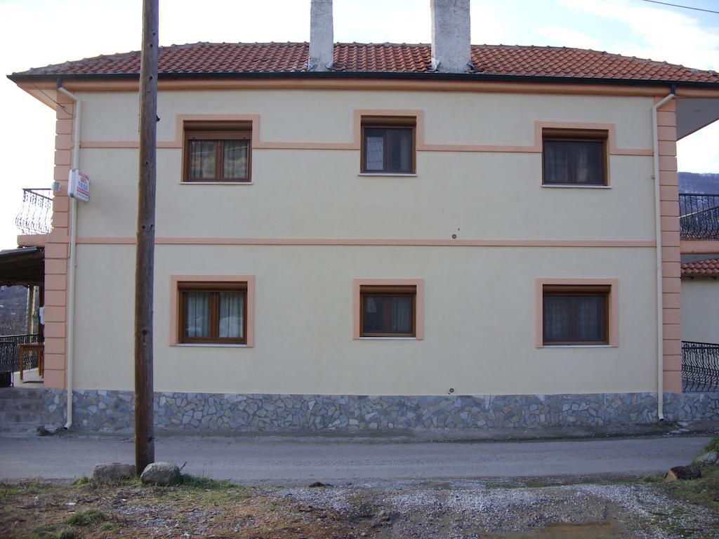 Frida Apartment Antartiko Exterior photo